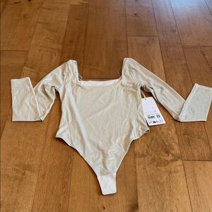 Lululemon Long Sleeve Bodysuit. New!